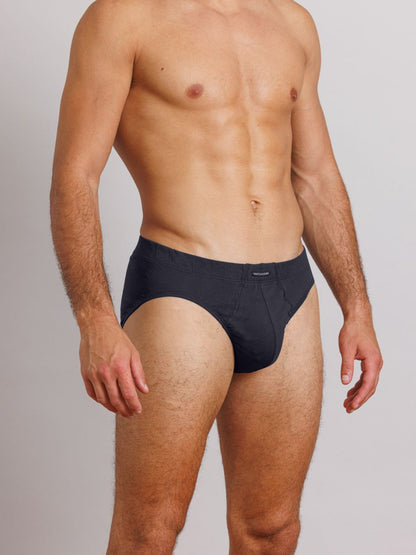 Pack of 5 Daniel Cole easy-wear cotton 100% briefs in assorted colours for as low as 68 ILS